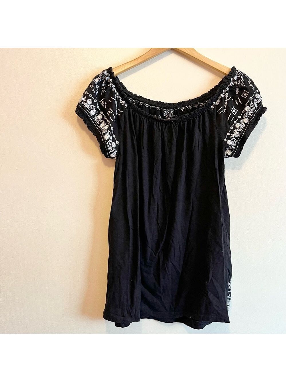 Chico's Black Blouse with White Embroidery - Picture 6 of 6